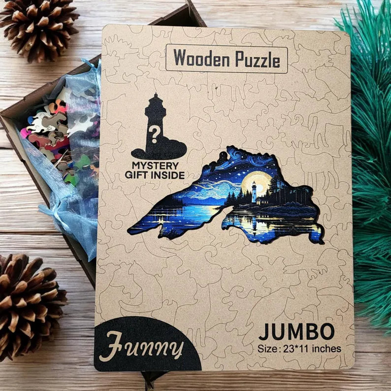 Jumbo Lake Superior Light House Wooden Jigsaw Puzzle: Pieces